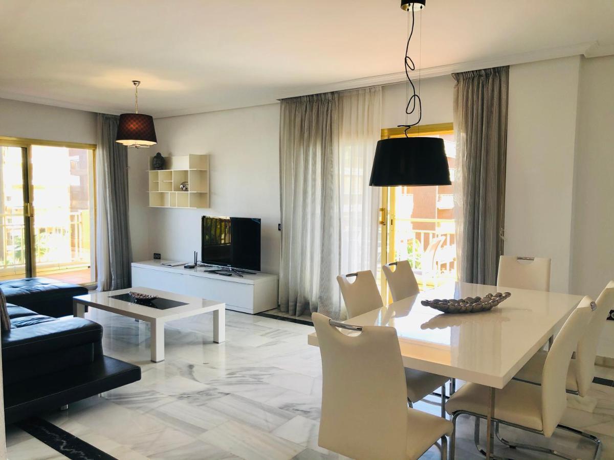 Rentcostadelsol Fuengirola Dona Sofia A Экстерьер фото